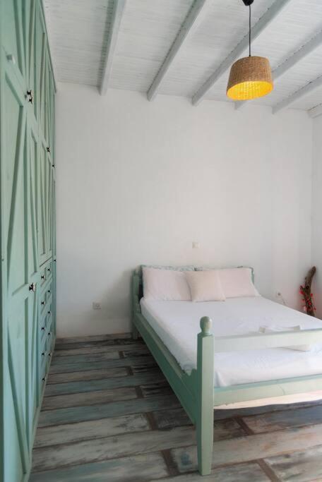 House By The Sea Apartment Лефкими Екстериор снимка