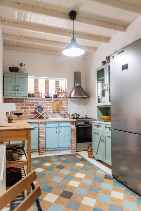 House By The Sea Apartment Лефкими Екстериор снимка