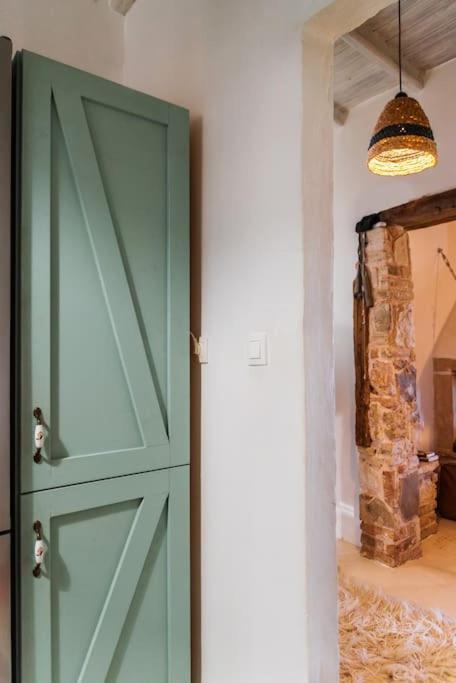 House By The Sea Apartment Лефкими Екстериор снимка